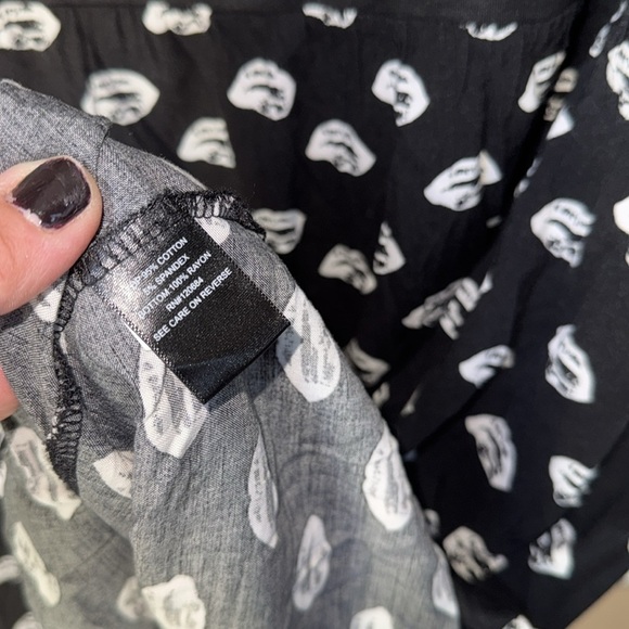 Torrid dress Black and White lip Patterned cotton jersey top half 4x NEW - Picture 3 of 3